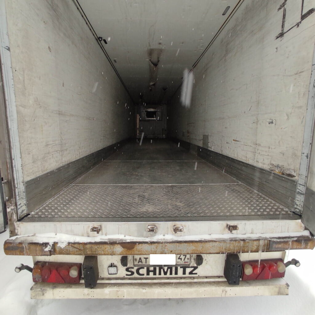 ООО «Трансмороз» осуществляет ремонт пола фургонов грузовых автомобилей и полуприцепов - ТрансМороз 5