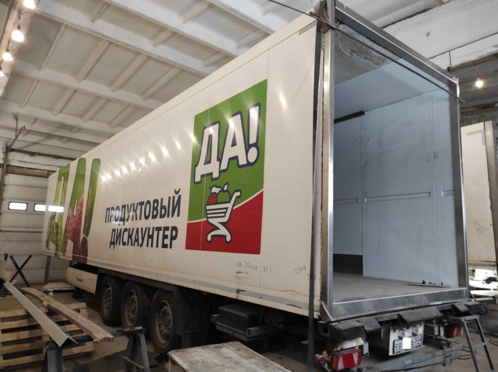 ООО «Трансмороз» осуществляет ремонт любой сложности фургонов грузовых автомобилей и полуприцепов - ТрансМороз 3