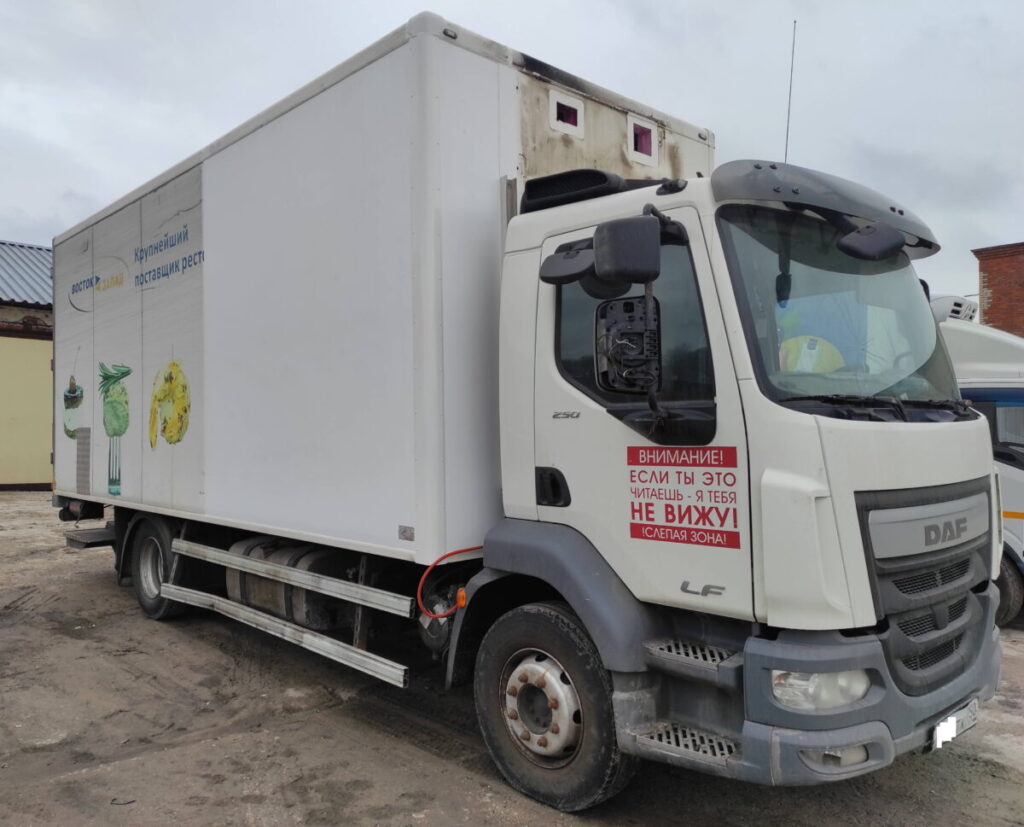 remont plastikovogo furgona 05