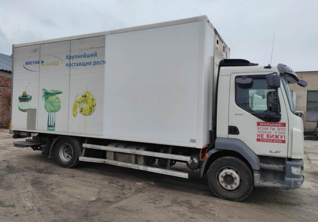 remont plastikovogo furgona 06